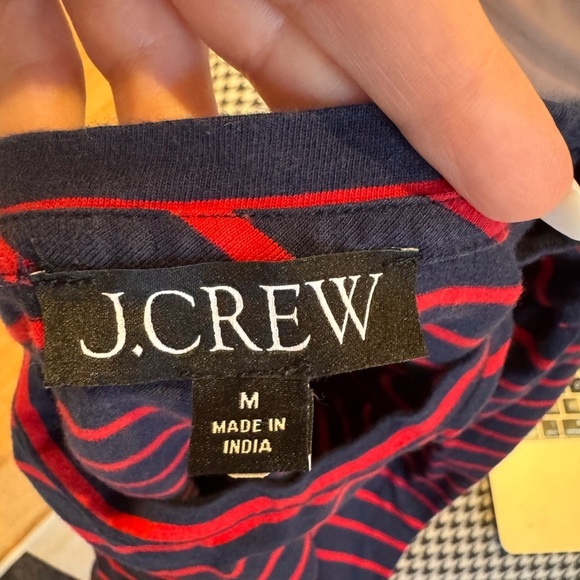 J. CREW Puffed Sleeve Navy and Red Striped Crewneck Top Size Medium VGUC - Picture 4 of 4